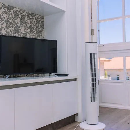 Appartamento Brillo Desde La Ventana En By Vigo